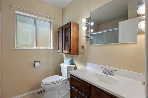 211 Smith St, Mount Shasta, CA 96067 photo 26