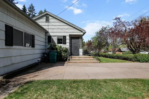 211 Smith St, Mount Shasta, CA 96067 photo 41
