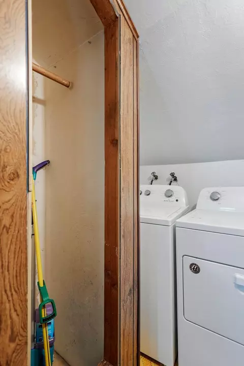 211 Smith St, Mount Shasta, CA 96067 photo 16