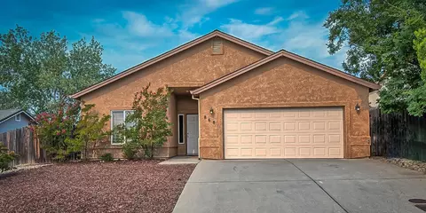 868 Montcrest Dr, Redding, CA 96003