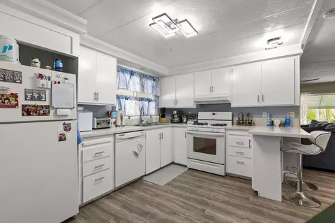 888 Shawnee Trl, Redding, CA 96003 photo 6