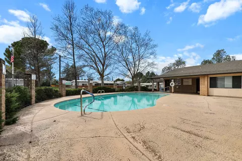 888 Shawnee Trl, Redding, CA 96003 photo 24