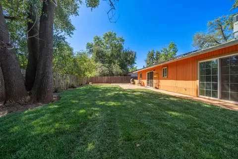 1565 Morningsun Dr, Redding, CA 96002 photo 20
