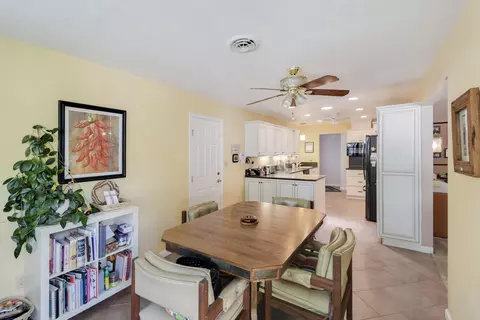 Dining - 4890 Huntington Dr, Redding, CA 96002 photo 2 of 3