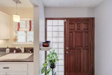 Entry Way - 4890 Huntington Dr, Redding, CA 96002 photo 1 of 1