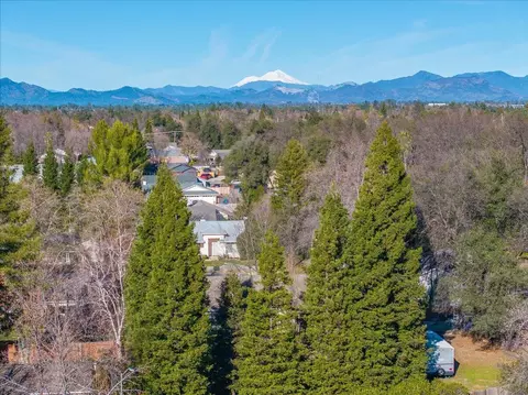 View/Area - 1978 Eddy Way, Redding, CA 96002 photo 3 of 3