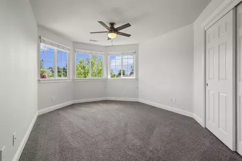 Bedroom - 20340 Greenview Dr, Redding, CA 96002 photo 2 of 2