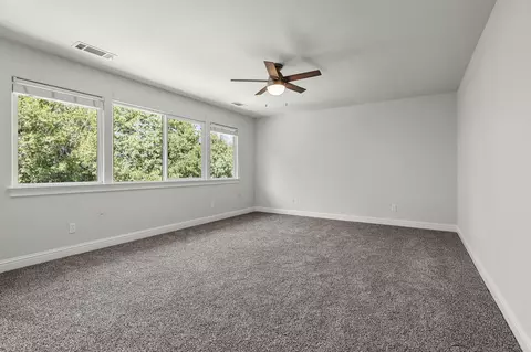 Bedroom - 20340 Greenview Dr, Redding, CA 96002 photo 1 of 2