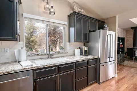 43139 Shoshoni Loop, Fall River Mills, CA 96028 photo 9