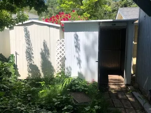 524 Loma St, Redding, CA 96003 photo 25