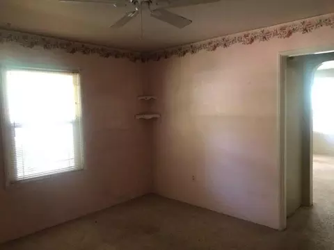 524 Loma St, Redding, CA 96003 photo 12