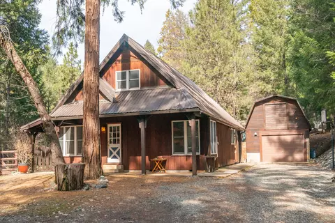Exterior - 491 E Branch Rd, Weaverville, CA 96093 photo 7 of 18