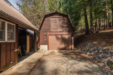 Exterior - 491 E Branch Rd, Weaverville, CA 96093 photo 13 of 18