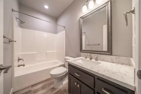 3206 Miramar Way, Redding, CA 96001 photo 27