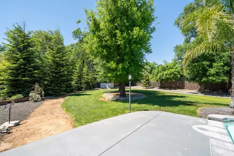 3206 Miramar Way, Redding, CA 96001 photo 48
