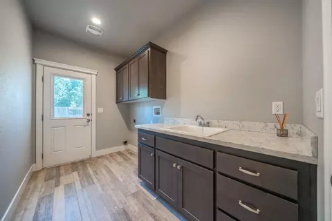 3206 Miramar Way, Redding, CA 96001 photo 28