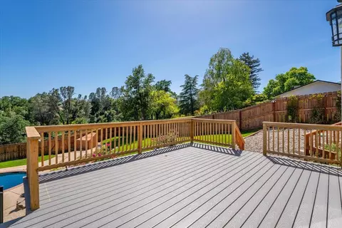 16123 Plateau Cir, Redding, CA 96001 photo 37