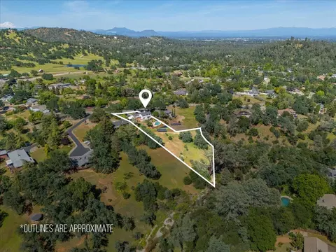 16123 Plateau Cir, Redding, CA 96001 photo 2