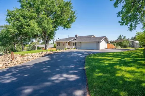 16123 Plateau Cir, Redding, CA 96001 photo 4