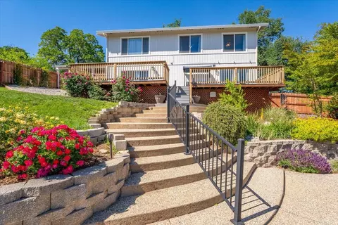 16123 Plateau Cir, Redding, CA 96001 photo 5