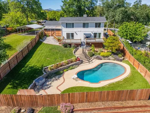16123 Plateau Cir, Redding, CA 96001 photo 8