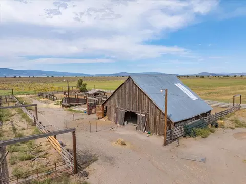 Exterior - 2935 Sheep Mountain Rd, Macdoel, CA 96058 photo 22 of 38