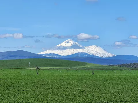 2935 Sheep Mountain Rd, Macdoel, CA 96058