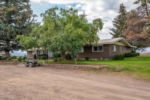 Exterior - 2935 Sheep Mountain Rd, Macdoel, CA 96058 photo 34 of 38