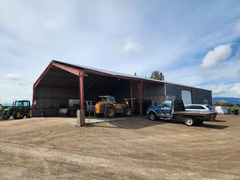 Exterior - 2935 Sheep Mountain Rd, Macdoel, CA 96058 photo 2 of 38