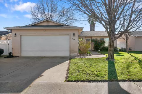 3581 Bearwood Pl, Anderson, CA 96007