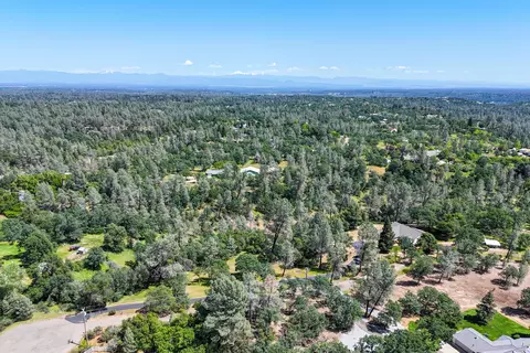 8051 Placer View Ct, Redding, CA 96001 photo 28