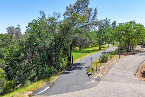 8051 Placer View Ct, Redding, CA 96001 photo 27