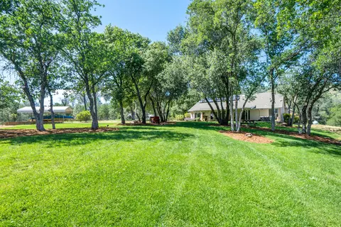 8051 Placer View Ct, Redding, CA 96001 photo 26