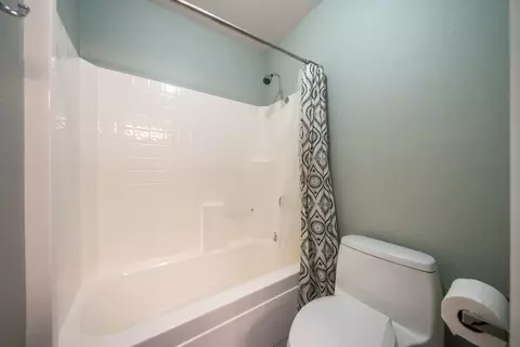 8051 Placer View Ct, Redding, CA 96001 photo 20