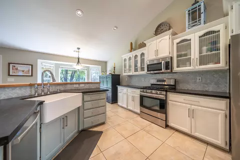 8051 Placer View Ct, Redding, CA 96001 photo 14