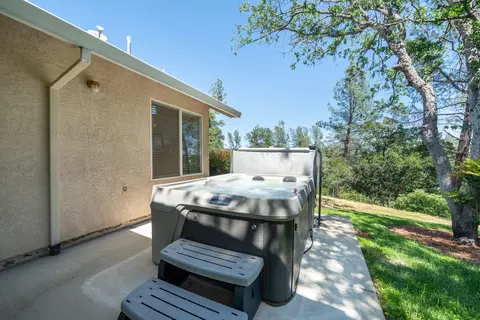 8051 Placer View Ct, Redding, CA 96001 photo 24