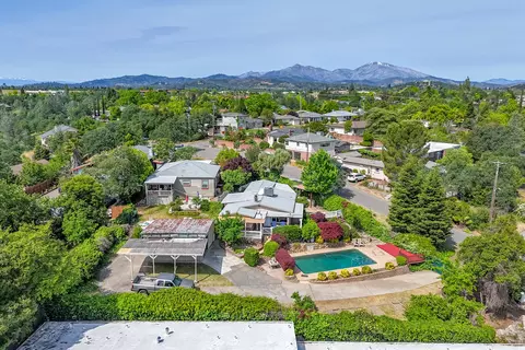 View/Area - 2043 Octavia St, Redding, CA 96001 photo 1 of 4