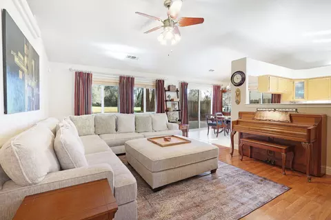 3375 Lawrence Rd, Redding, CA 96002 photo 9