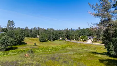 View/Area - 20035 Old Alturas Rd, Redding, CA 96003 photo 5 of 6