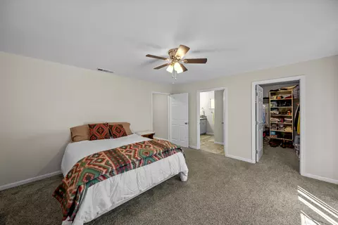 Bedroom - 20035 Old Alturas Rd, Redding, CA 96003 photo 2 of 5