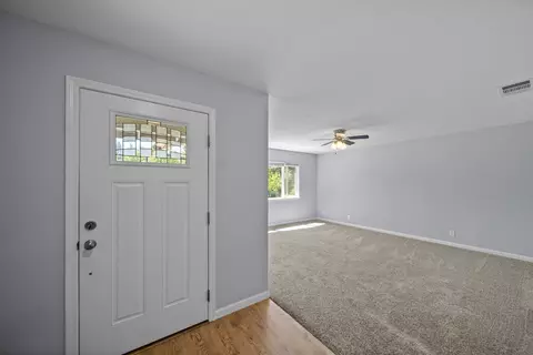 Entry Way - 20035 Old Alturas Rd, Redding, CA 96003 photo 1 of 2