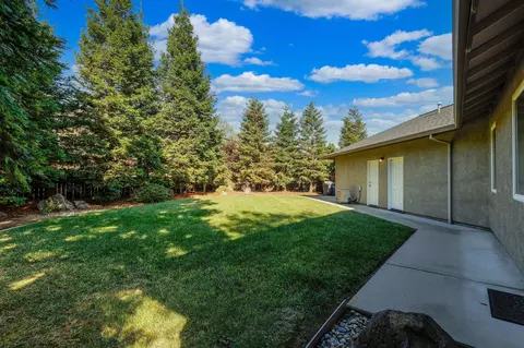 4295 Boston Ave, Redding, CA 96001 photo 27