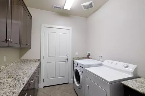4295 Boston Ave, Redding, CA 96001 photo 23
