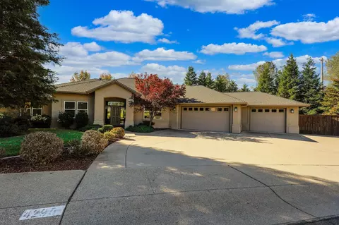 4295 Boston Ave, Redding, CA 96001