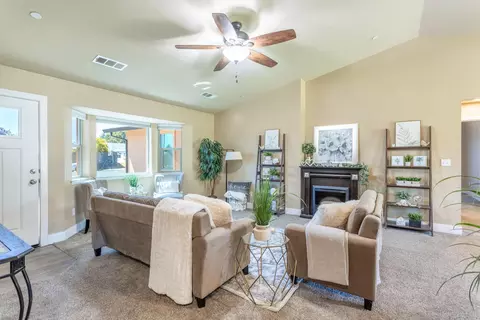 16878 Santa Barbara Dr, Redding, CA 96003 photo 3