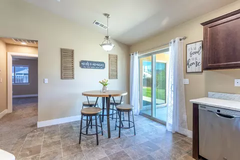 16878 Santa Barbara Dr, Redding, CA 96003 photo 8