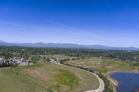 3873 Palm Springs Dr, Redding, CA 96002 photo 37