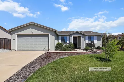 3873 Palm Springs Dr, Redding, CA 96002