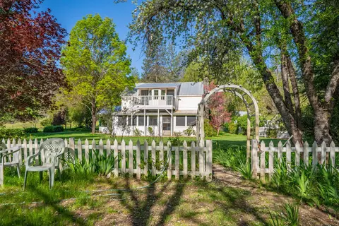 Exterior - 6790 Rush Creek Rd, Lewiston, CA 96052 photo 5 of 36