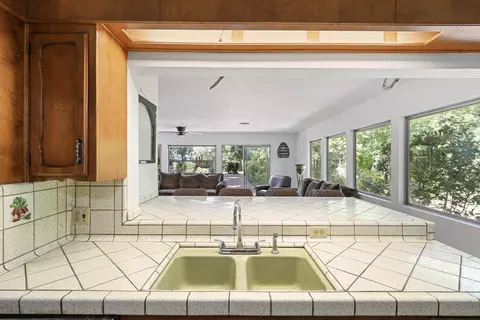 Kitchen - 2520 Star Dr, Redding, CA 96001 photo 5 of 6
